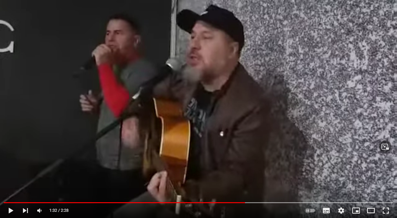 Imagem Dando uma palhinha no Raul do João